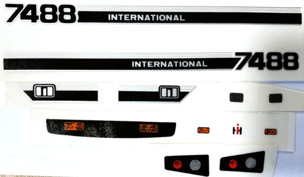 Decal 1/16 International Black and Silver 7488 2+2 Set DX1288