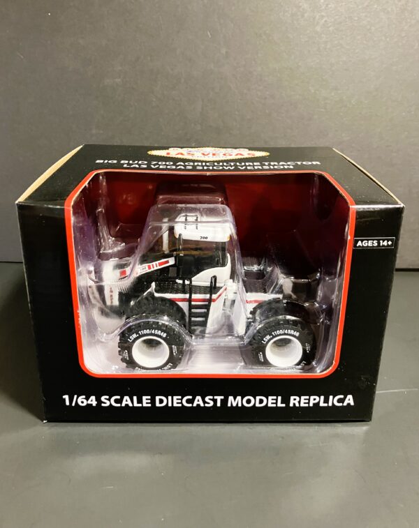 1/64 Big Bud 700 Titan Goodyear LSW Tires Las Vegas AG Version First Gear NIB - Image 2