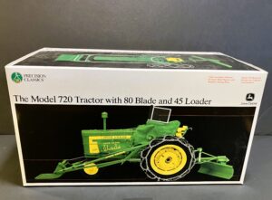 1/16 John Deere 720 Tractor with 80 Blade and 45 Loader Precision Classics #18