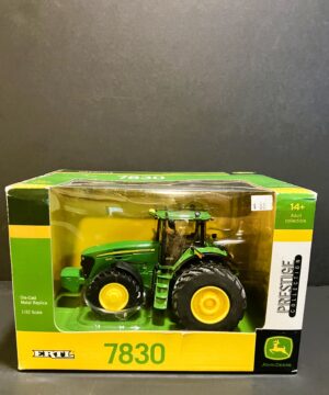 1/32 John Deere 7830 Tractor Prestige