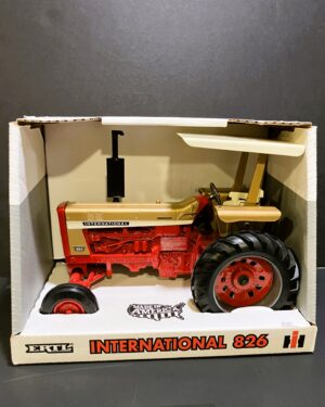 1/16 International 826 Tractor